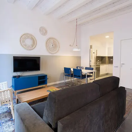 Weflating Park Gueell Apartment Barcelona